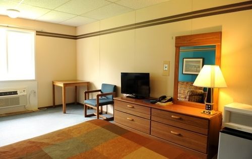 Americas Best Value Inn Story City Екстер'єр фото